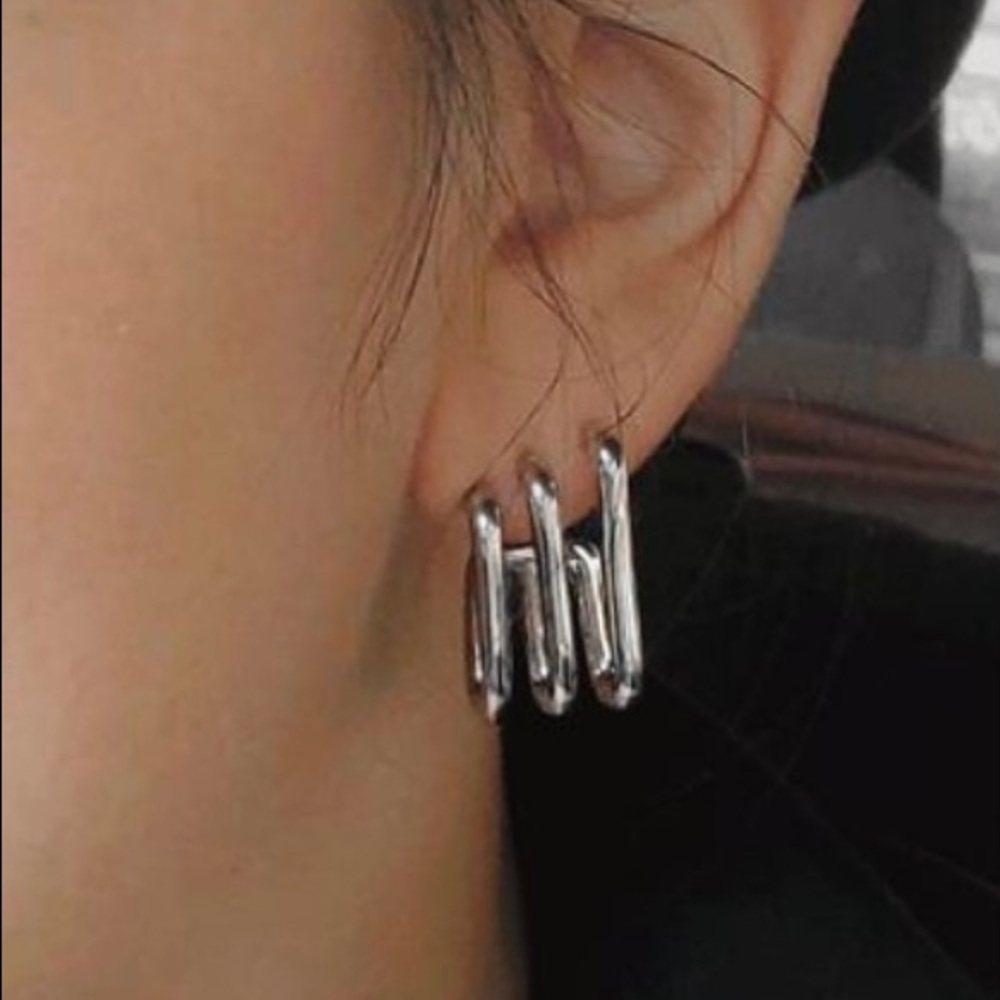 Triple straw huggie earrings. Gitty Berger Brand